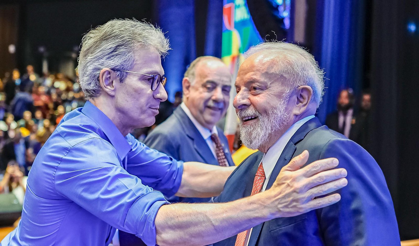 Lula critica Zema e diz que MG não usou Novo PAC para conter encostas | G1