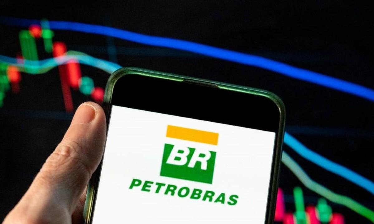 Petrobras lança concurso com 126 vagas para subsidiária no Paraná