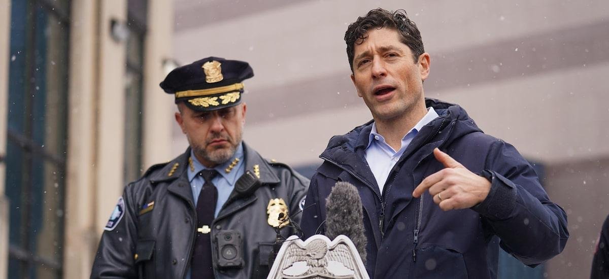 Governo Trump inicia investigação criminal contra líderes de Minnesota