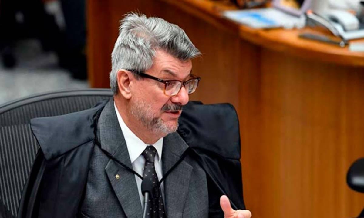 Ministros do STJ defendem afastamento de colega acusado de assédio