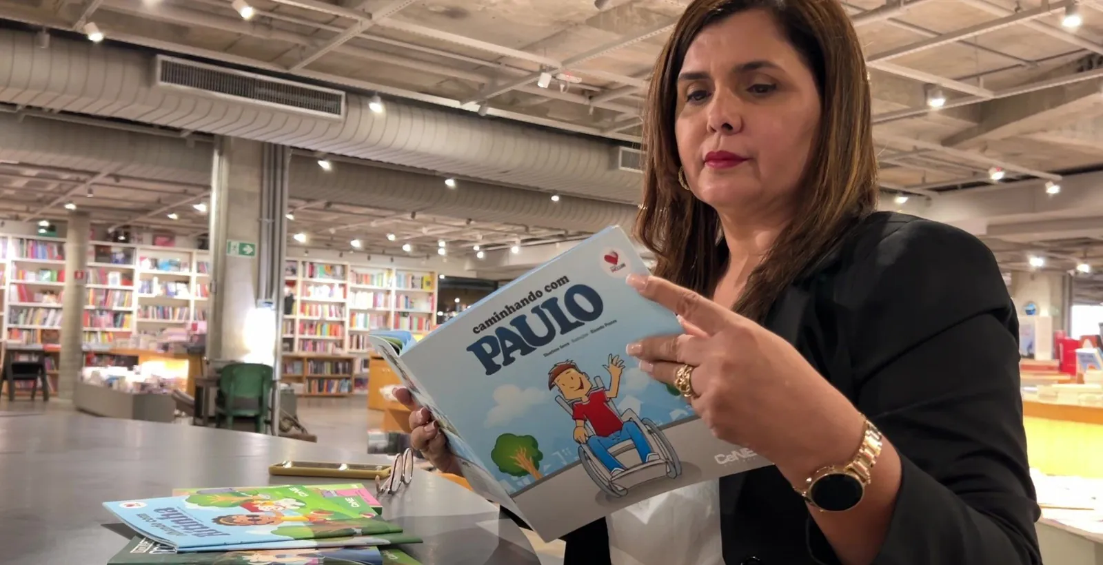 Escritora maranhense é destaque em Brasília com projetos de literatura inclusiva no país