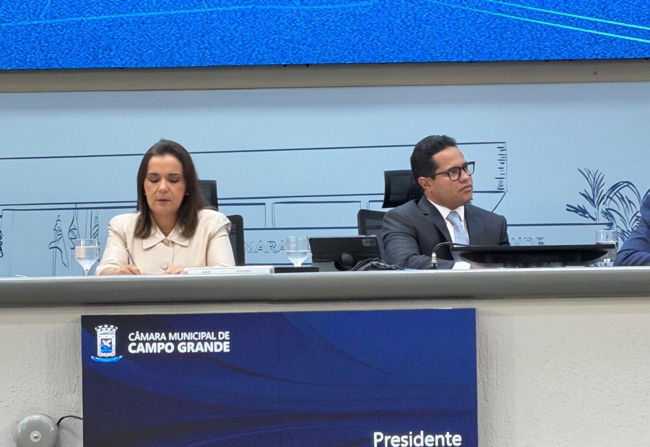 Câmara volta aos trabalhos e tem debates entre Adriane Lopes e Papy | G1