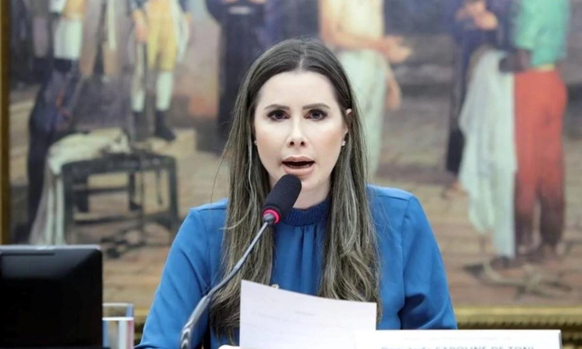 Sem apoio do PL para o Senado, Carol De Toni cogita mudar de partido