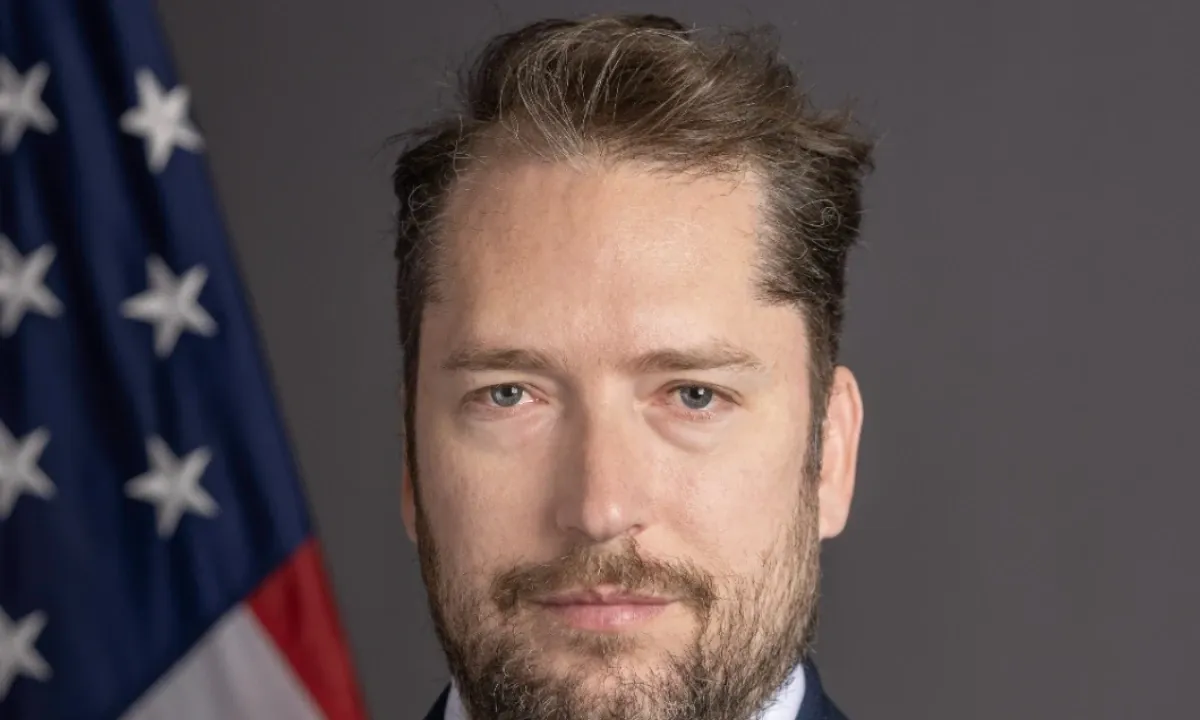 Moraes pede informações sobre visita de assessor de Trump a Bolsonaro