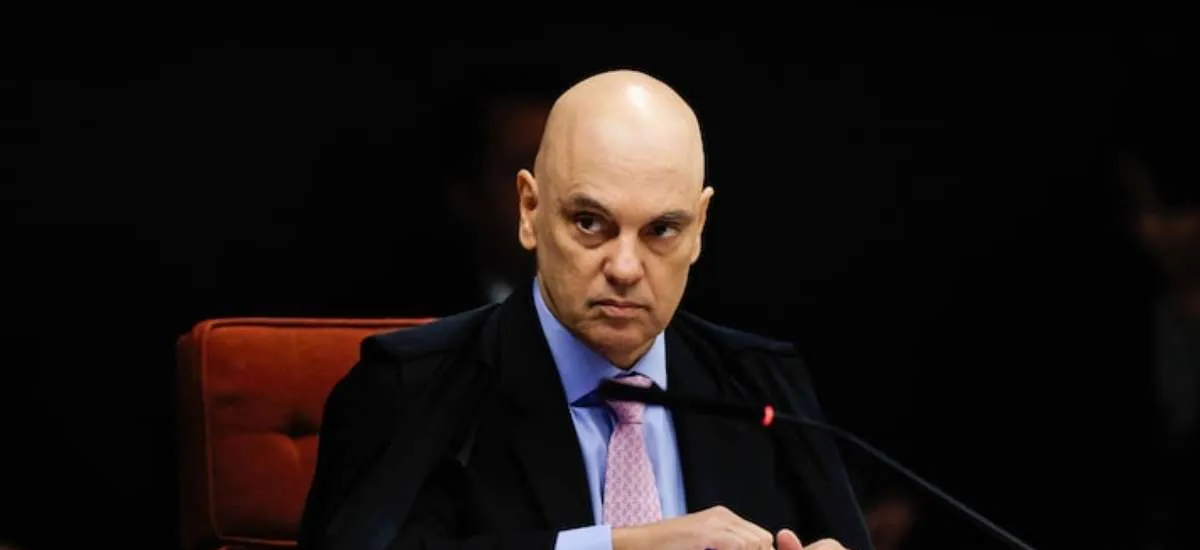 Moraes diz que Mendonça 'protege grupo político' ao manter documentos do caso Master em sigilo