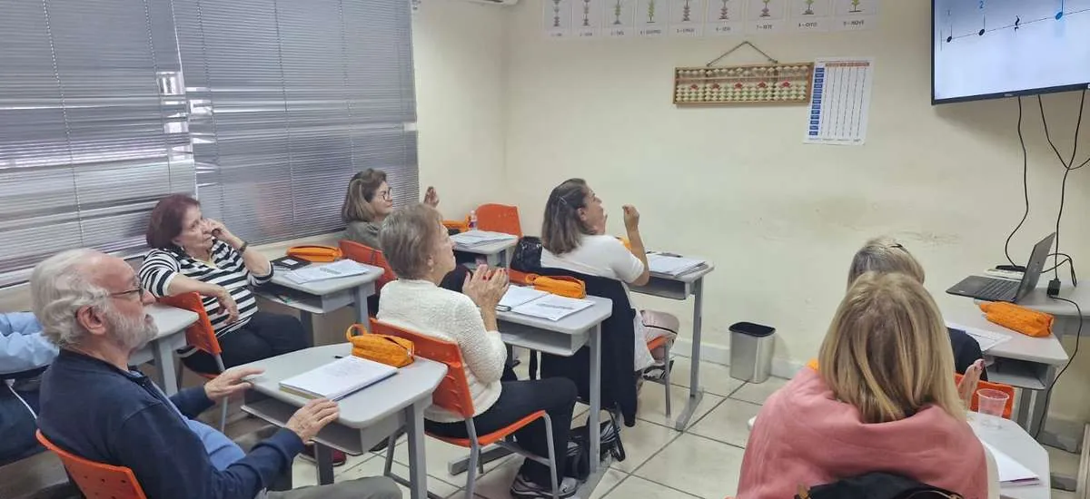 Estimulação cognitiva auxilia na autonomia dos idosos