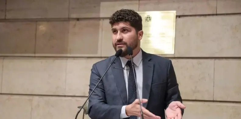 Em meio à discussão no STF, PSOL define William Siri como candidato a governador no Rio