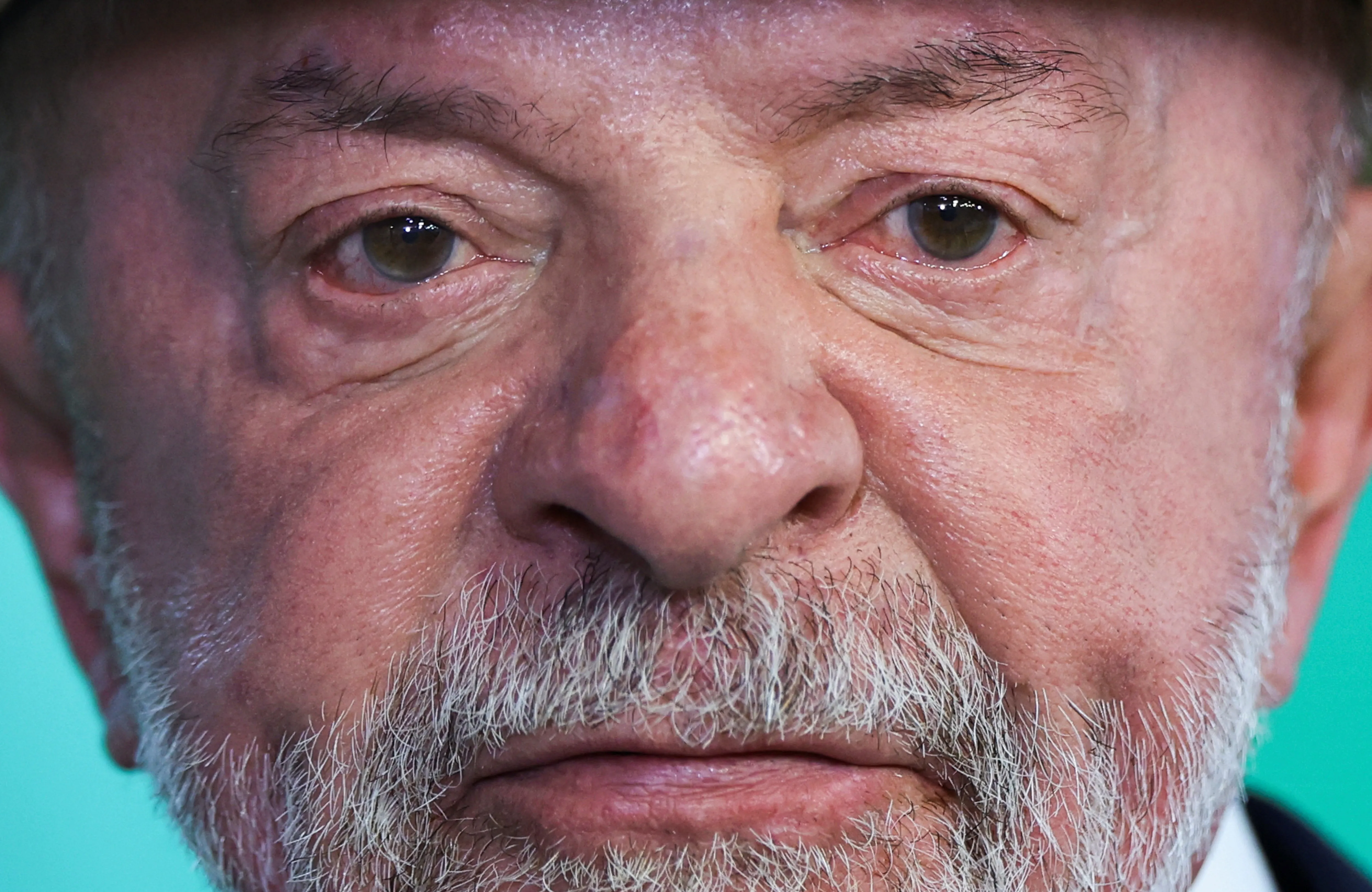 'Crise Master' no STF: em Curitiba, Lula diz que 'ninguém pode ser ministro da Suprema Corte para ficar rico'