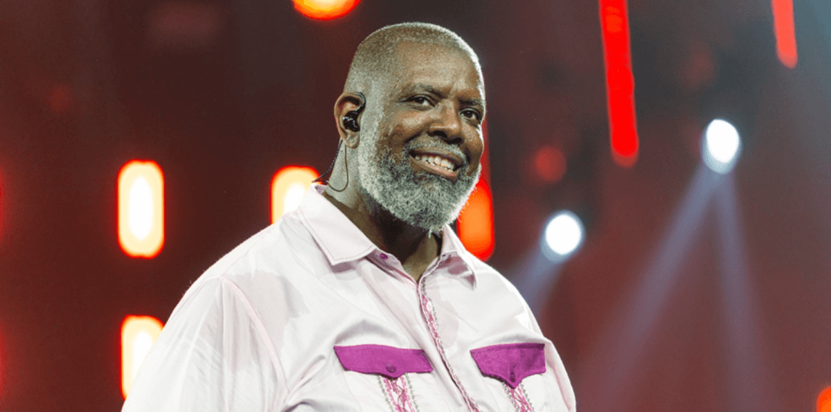 Péricles celebra "título de cidadão baiano" e anuncia show com Motown