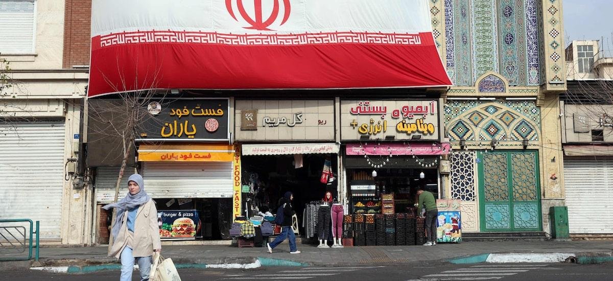 Novo chefe da Guarda Revolucionária do Irã é procurado da Interpol por atentado na Argentina