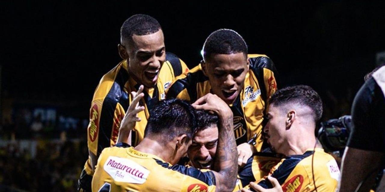 Novorizontino vence o Corinthians e vai à final do Paulistão