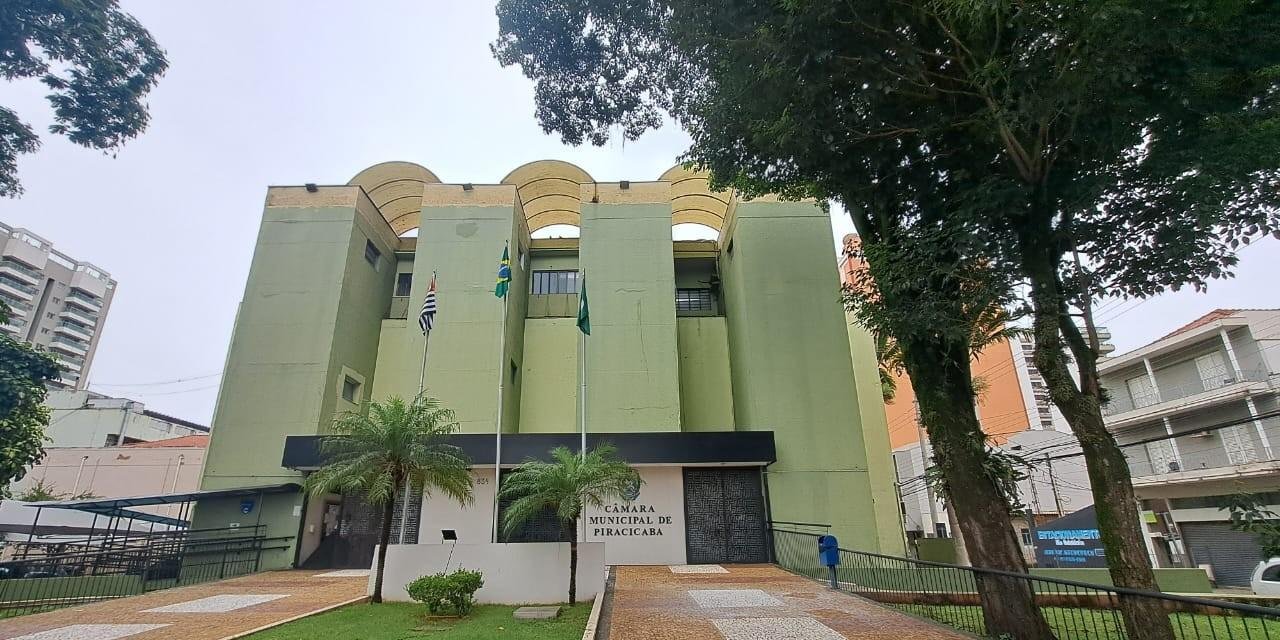 Obras inacabadas em Piracicaba: Câmara aprova lei que proíbe entrega | G1