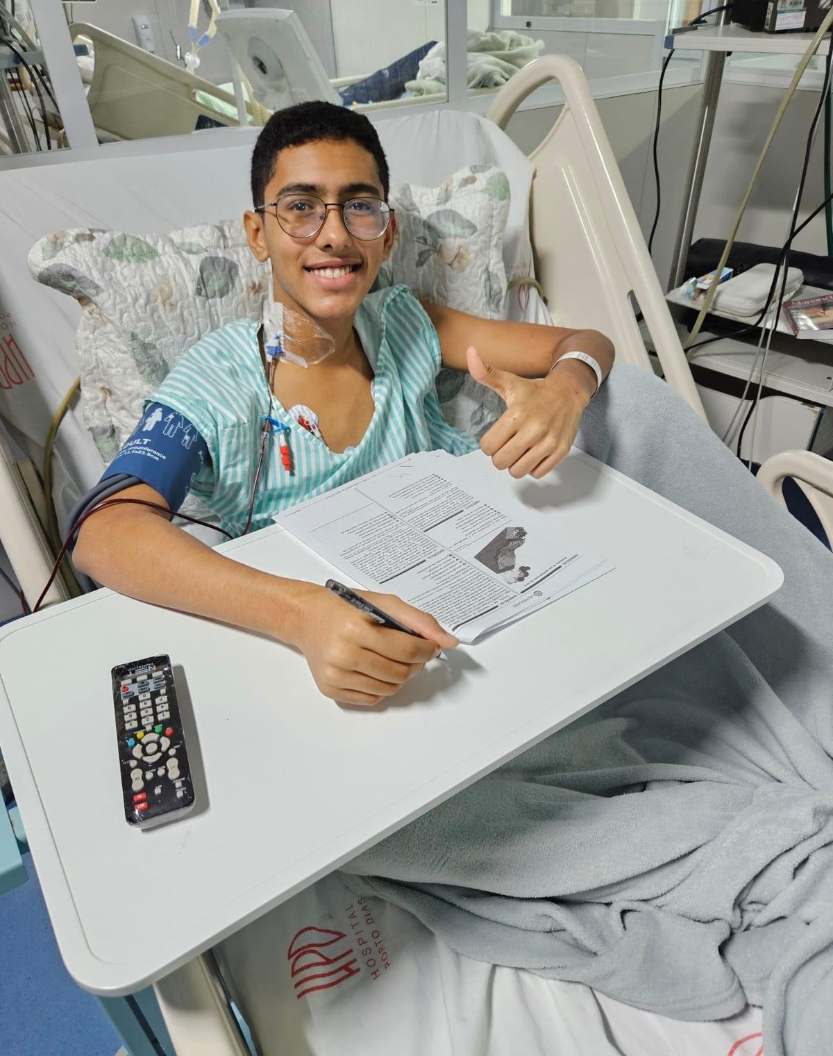 Jovem paraense com doença rara passa em três universidades públicas após fazer Enem no hospital | G1