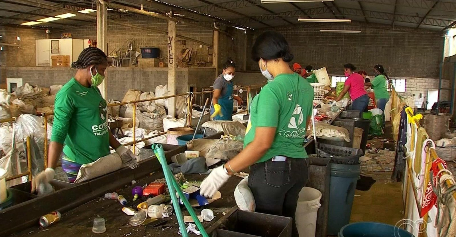 Contrato de R$ 157 mi para lixo comum ignora crise na reciclagem | G1