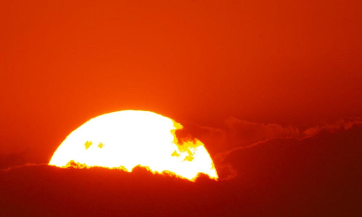 Inmet emite alerta vermelho para 1ª onda de calor de 2026. Veja onde