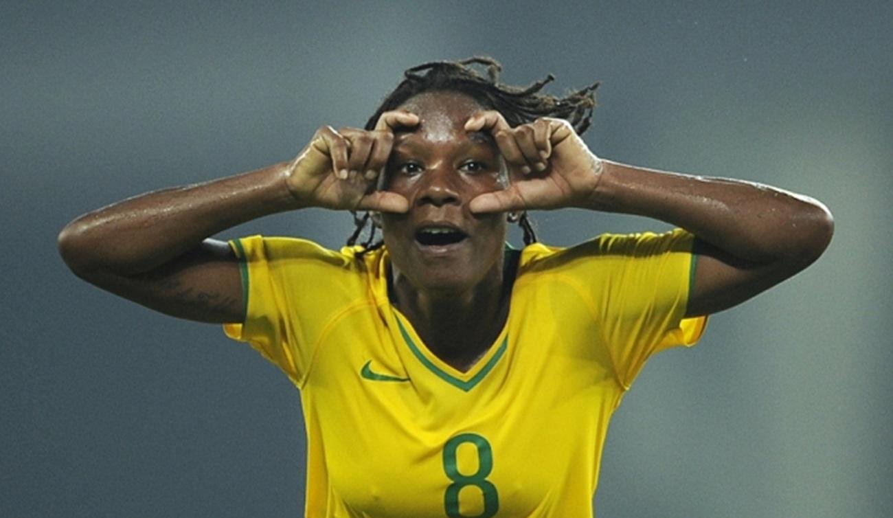 Campanha da TV Brasil sobre feminicídio terá de Formiga a Ancelotti