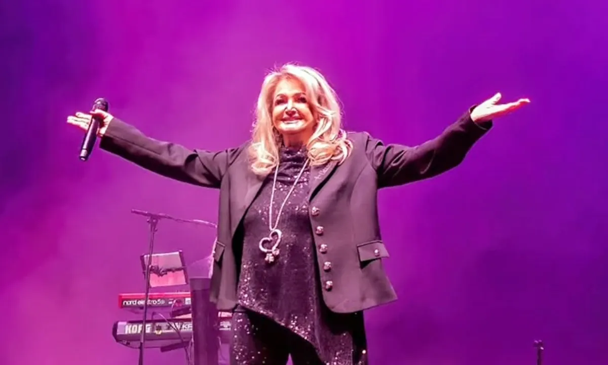 Em coma, Bonnie Tyler sofre parada cardíaca. Saiba estado da cantora