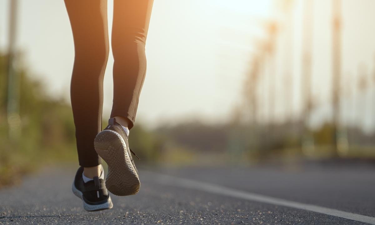 "Gorda": mulher é indiciada por vazar ataques em grupo de corrida