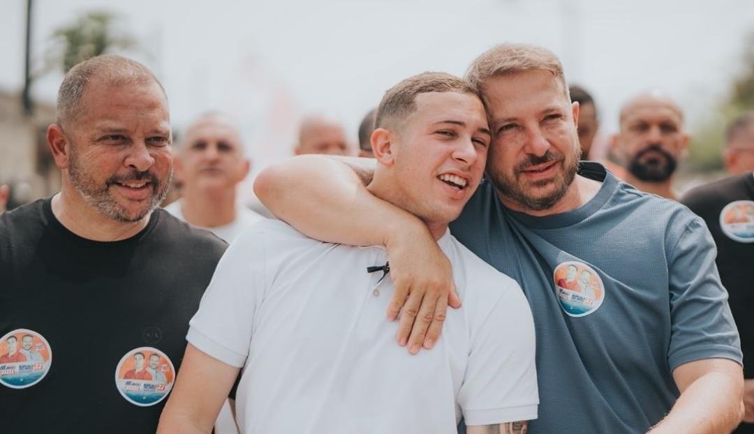 ​Ensaio de continuidade: posse temporária de João Delaroli, filho do presidente da Alerj, na Prefeitura de Itaboraí sinaliza planos do PL