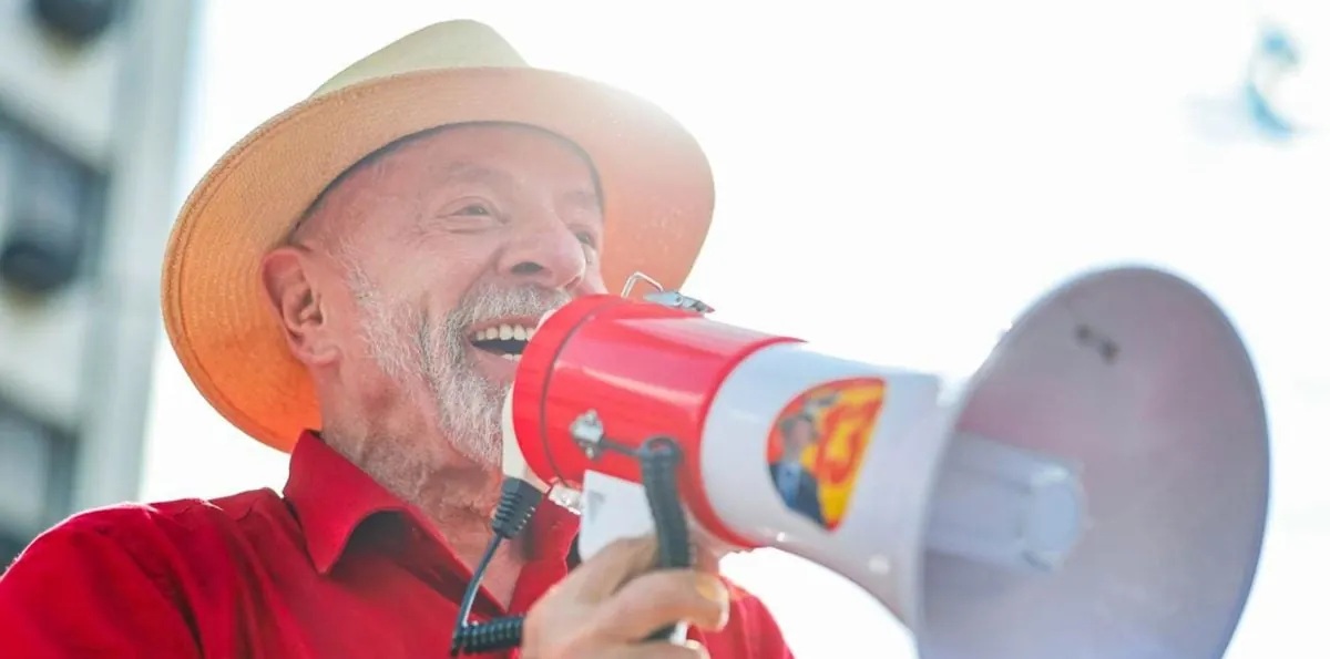 Em aceno a Cleitinho, Lula diz que reconstruirá Minas Gerais