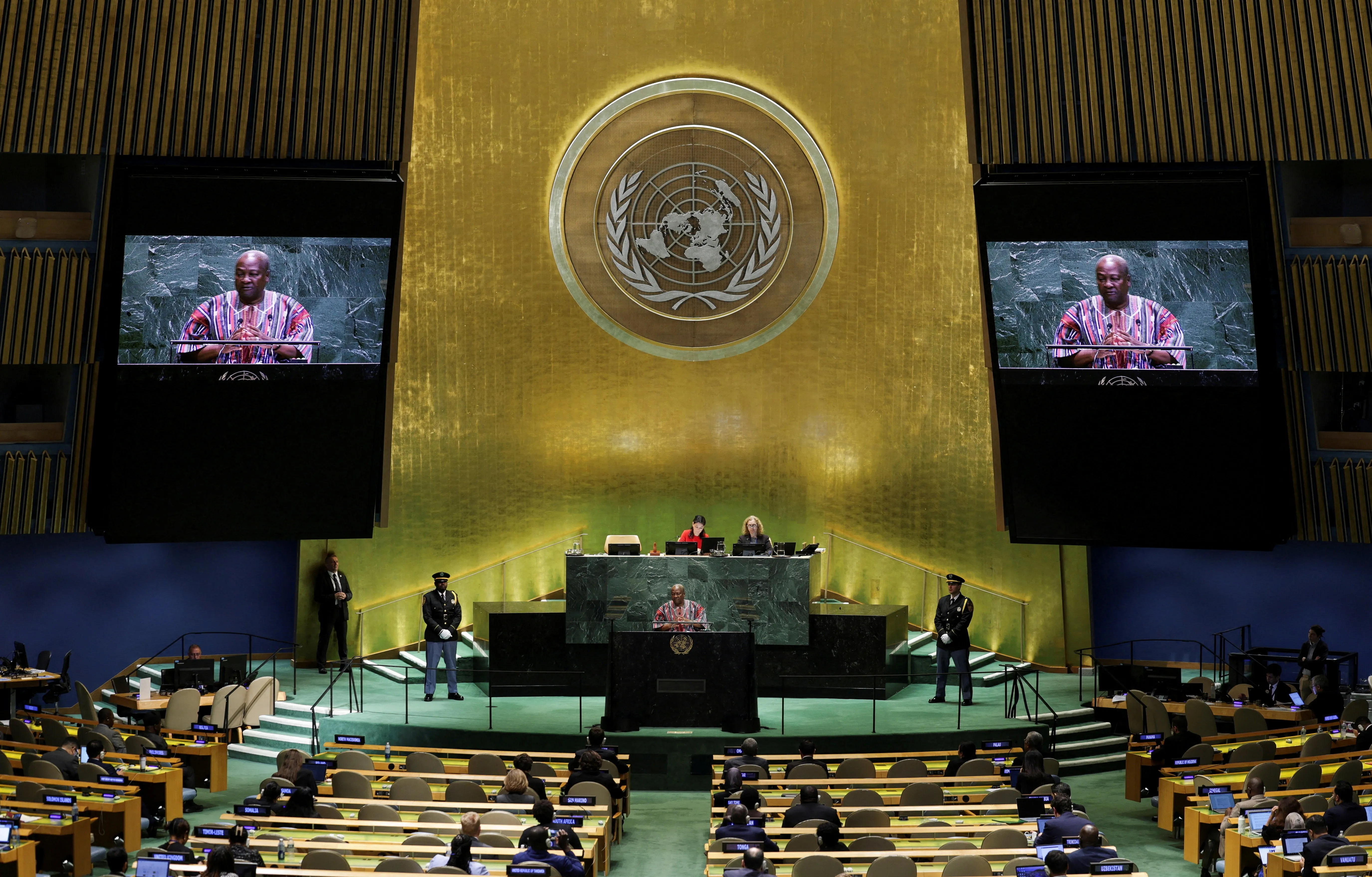 Escravidão: o mais grave crime contra a humanidade - O Assunto #1690