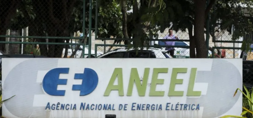 Aneel aprova reajuste, e conta de luz terá alta média de 1,1%