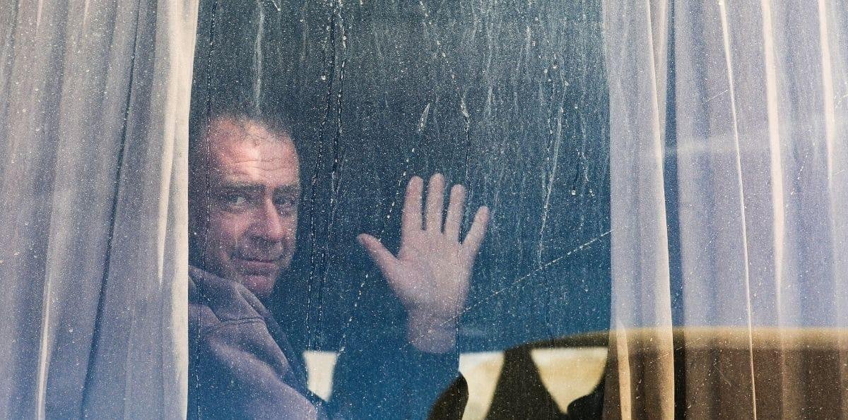 Passagem de Rafah é reaberta e palestinos deixam Gaza atrás de tratamento