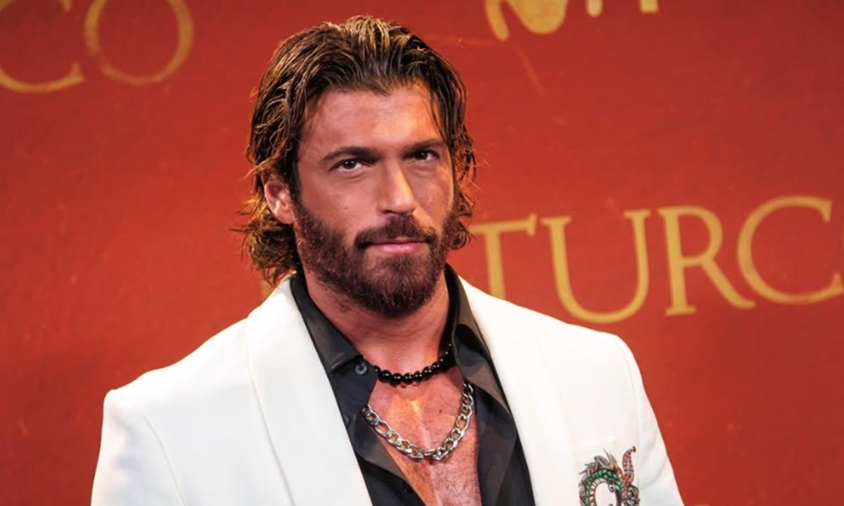 Astro de novelas turcas quebra silêncio após operação antidrogas