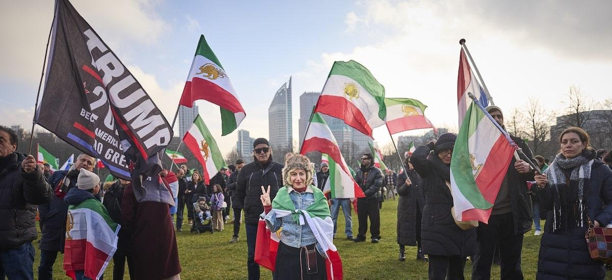 Irã classifica Exércitos europeus como grupos terroristas após decisão da União Europeia