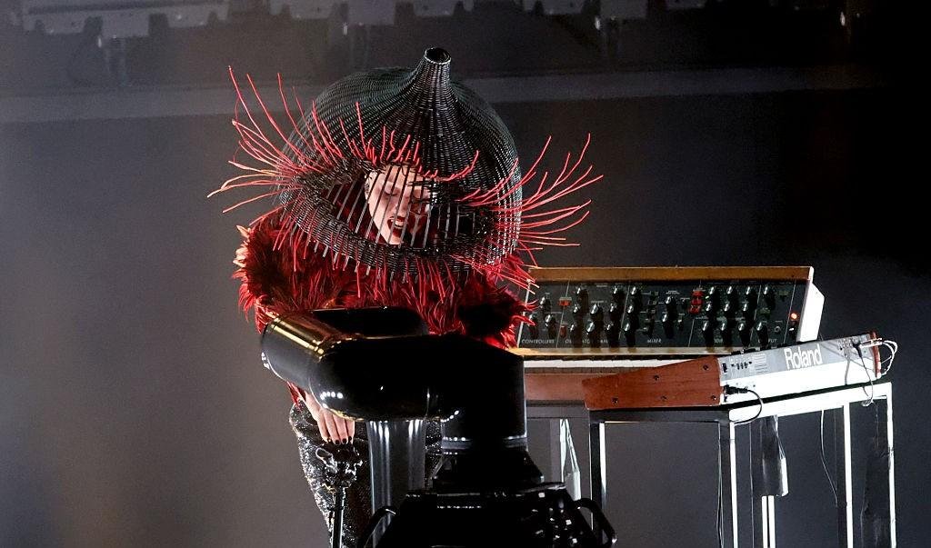 Entenda por que Lady Gaga quase cancelou sua apresentação no Grammy 2026