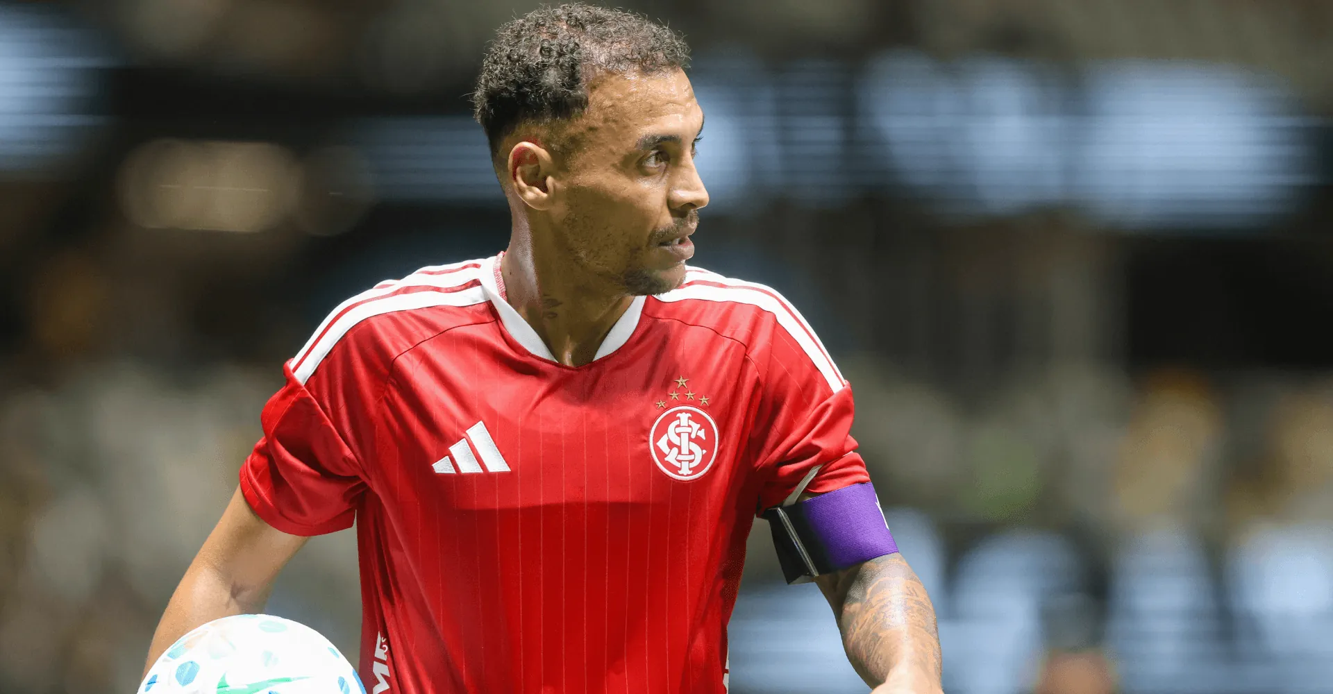 Internacional x Bahia: onde assistir ao vivo, horário e odds do Brasileirão