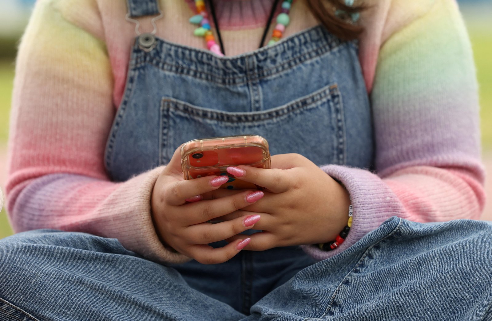 Veja os países que querem regular acesso de crianças às redes sociais | G1