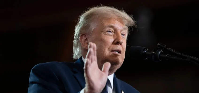 EUA começam a retirar nome de Trump do Centro Kennedy