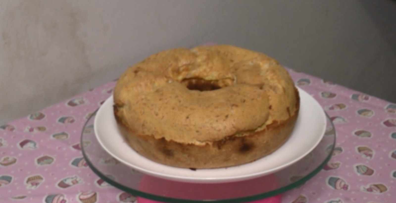 Bolo de tapioca: aprenda receita destaque no Clube Rural | G1