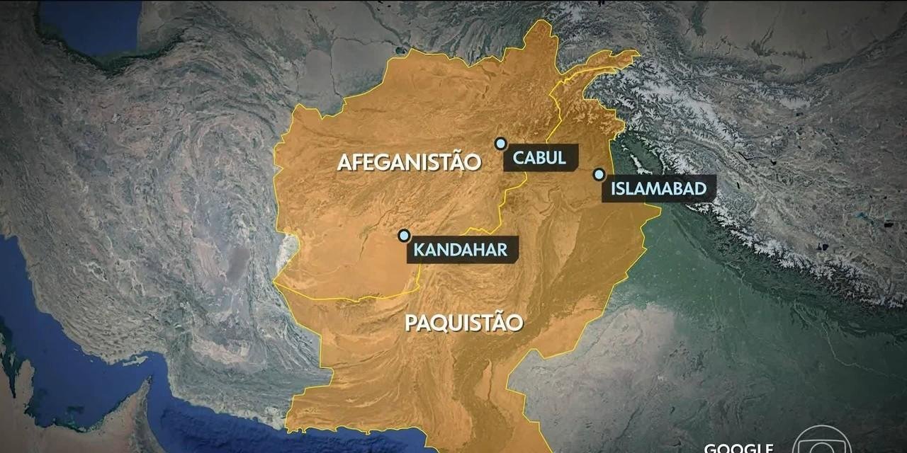 Paquistão declara guerra ao Afeganistão e bombardeia Cabul | G1