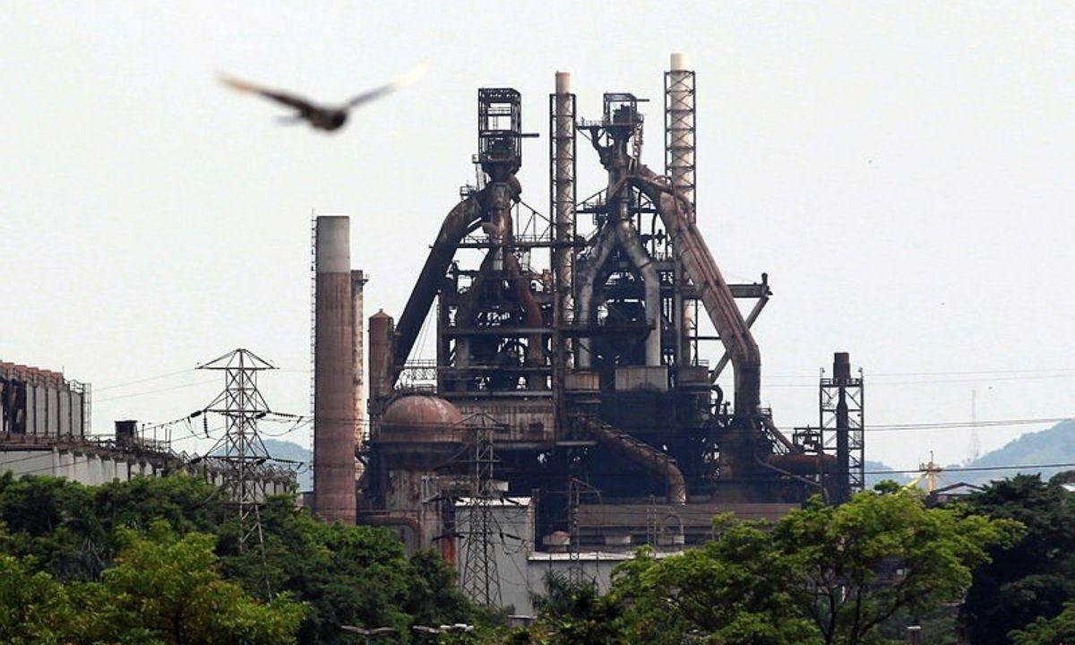 Senado aprova pacote de R$ 3,1 bilhões para a indústria química; VEJA | G1