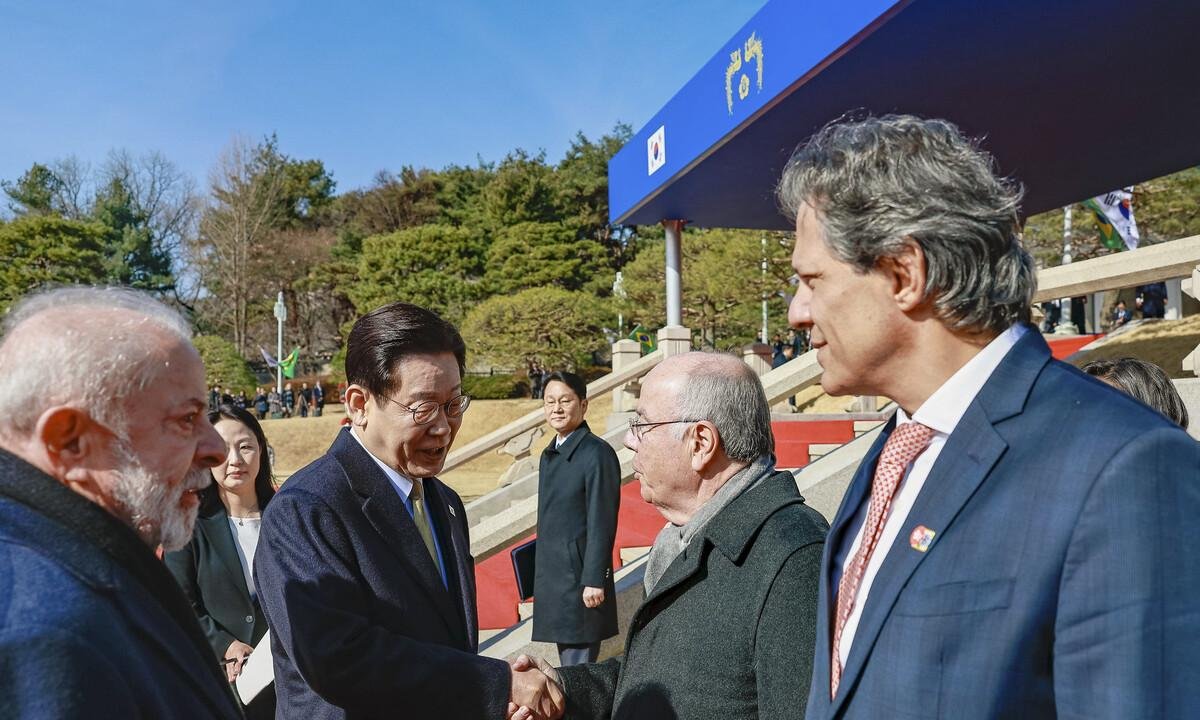 Lula encaminha candidatura de Haddad ao Governo de SP