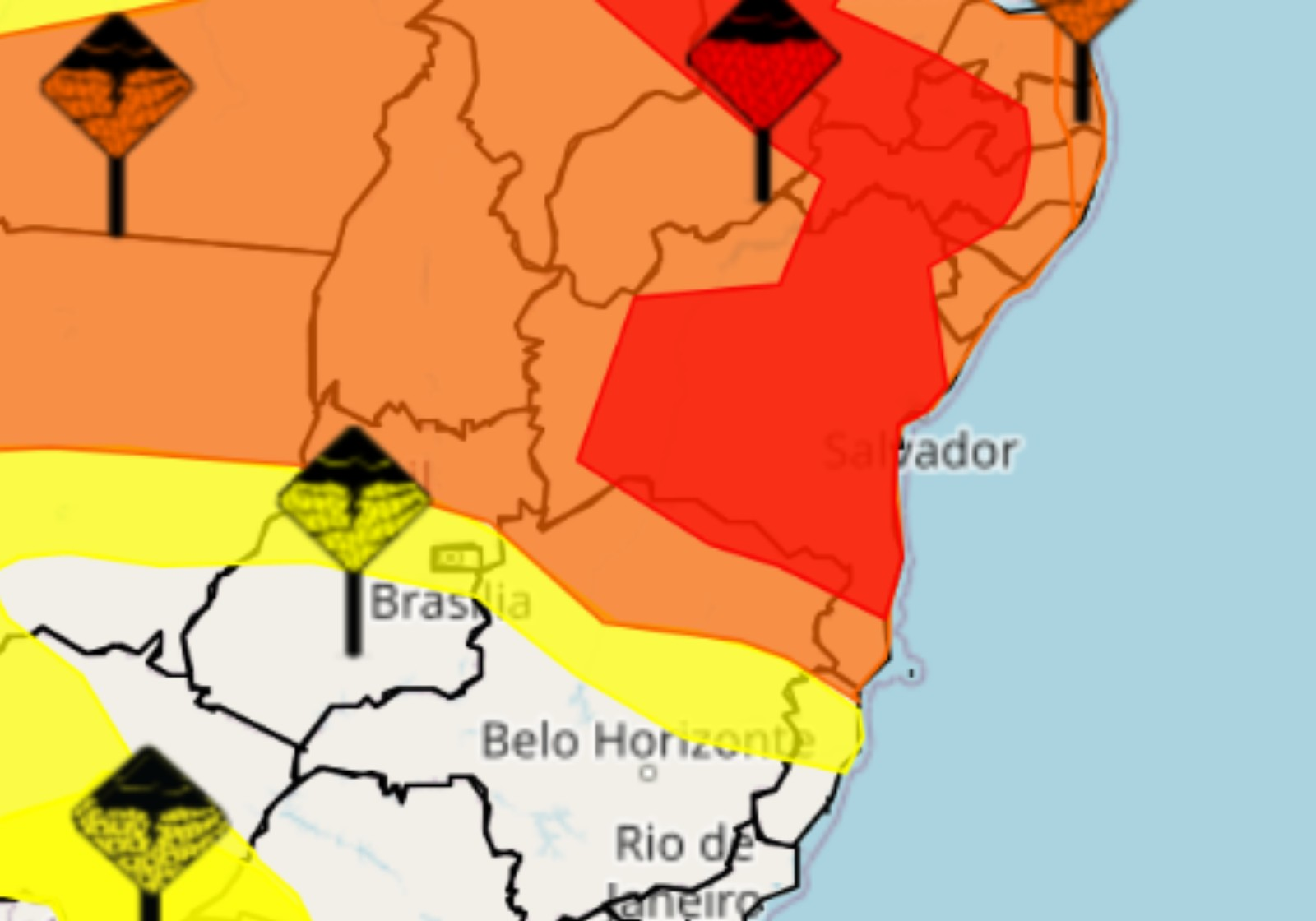 INMET emite alerta vermelho de 'acumulado de chuva' para cidades de MG | G1