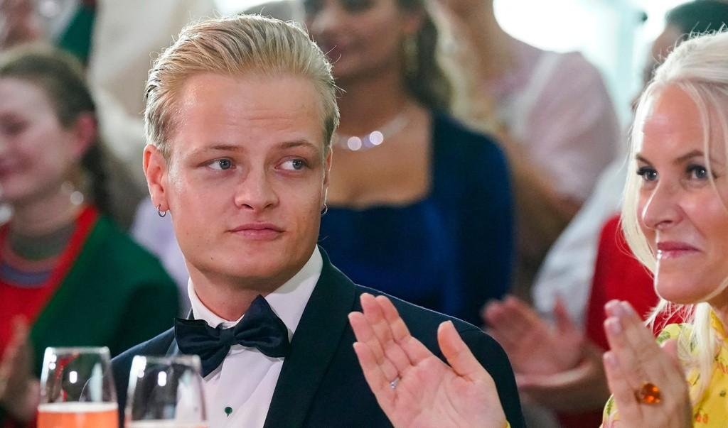 Filho da princesa herdeira da Noruega nega estupro, mas admite outras acusações em tribunal | G1