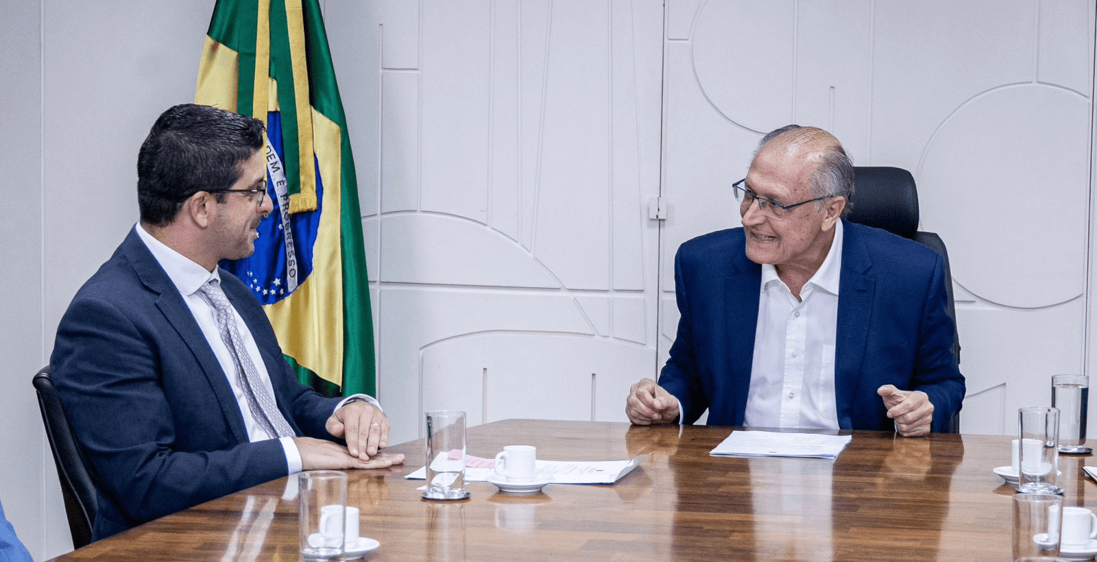 Prefeito Agudos e comitiva cumpriram agenda em Brasília