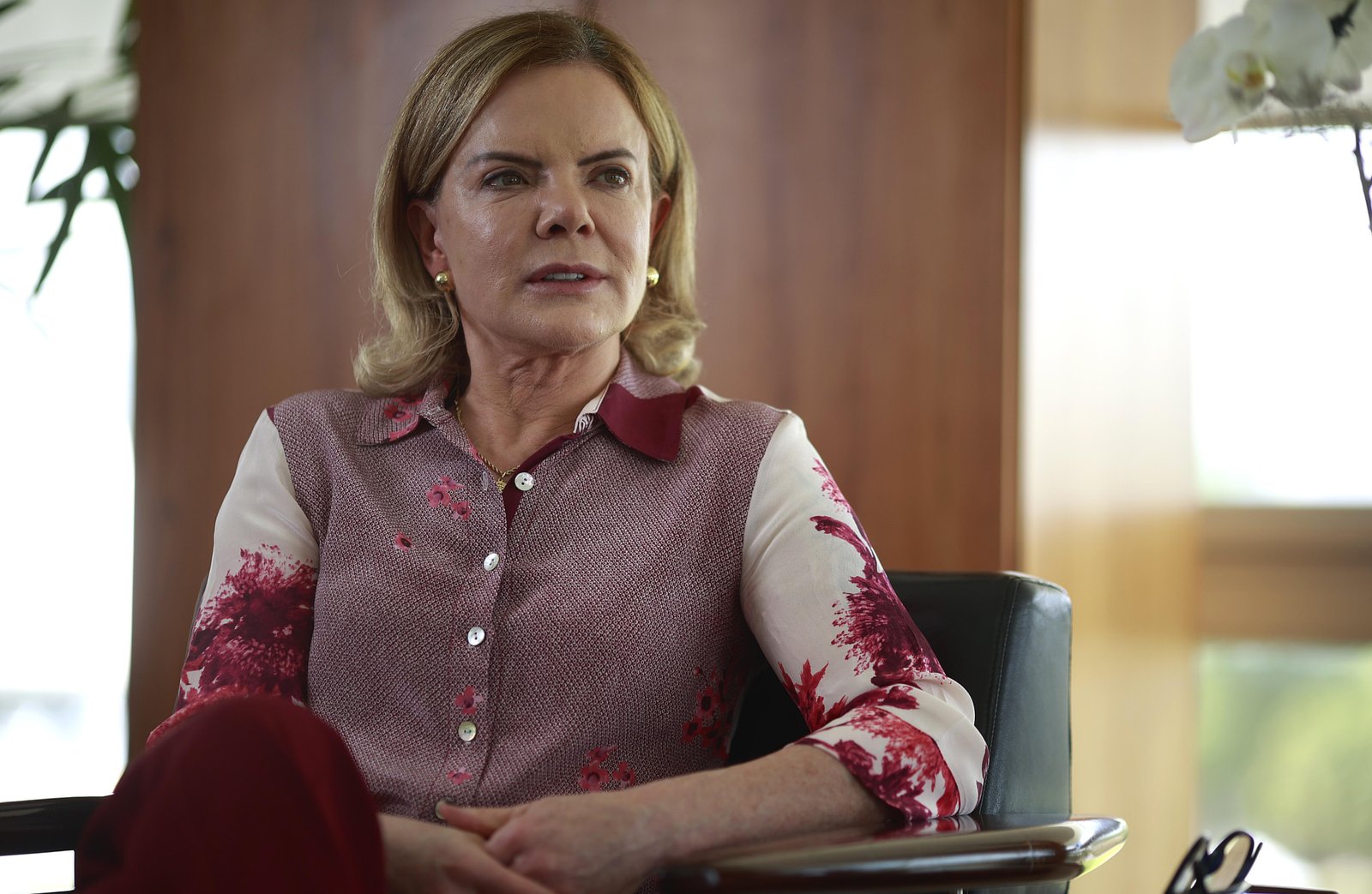 Mesmo com apoio do PT, Gleisi diz que governo não tem posição sobre CPI do Banco Master