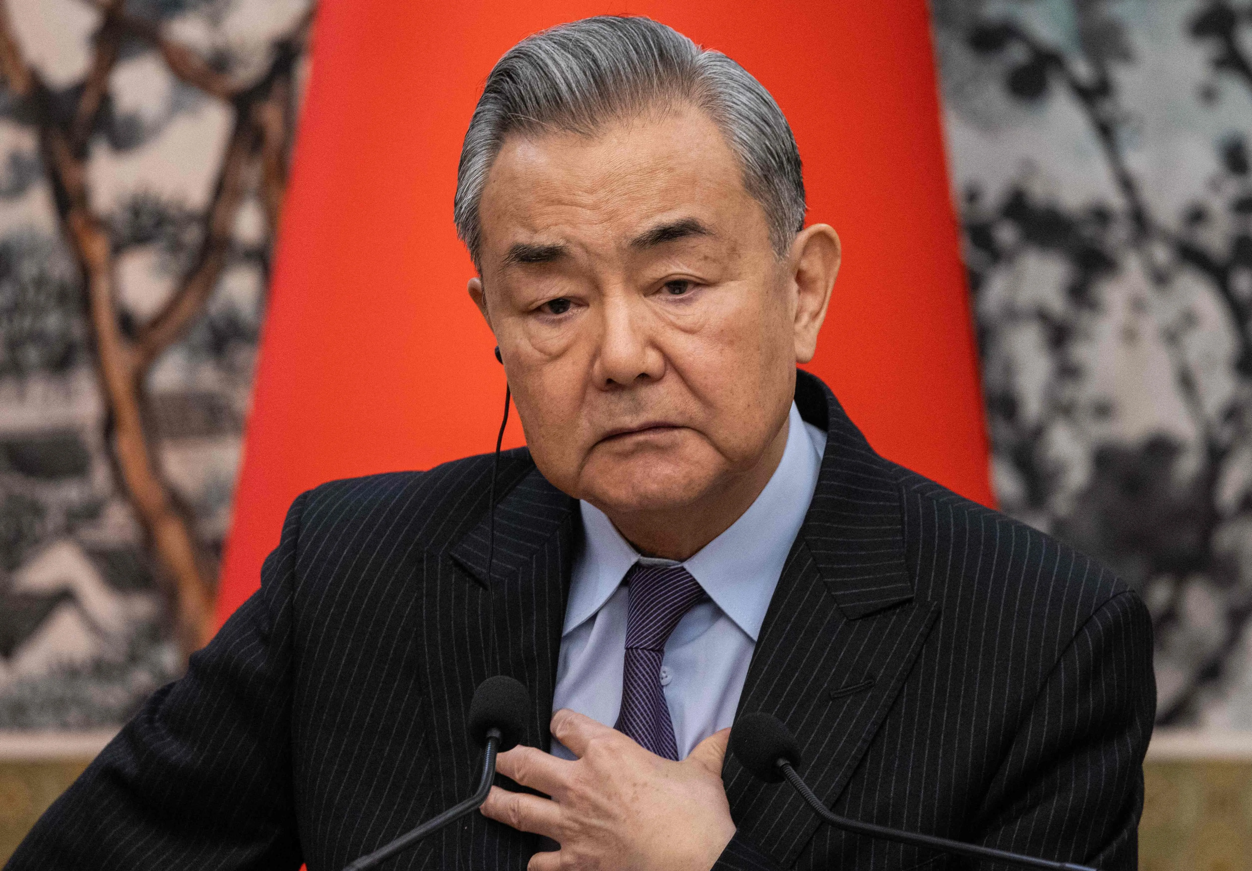 China vê 'vislumbre de esperança' para o fim da guerra no Oriente Médio