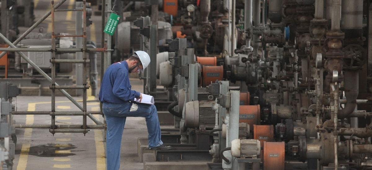 Produção industrial brasileira fica estável em novembro, aponta IBGE