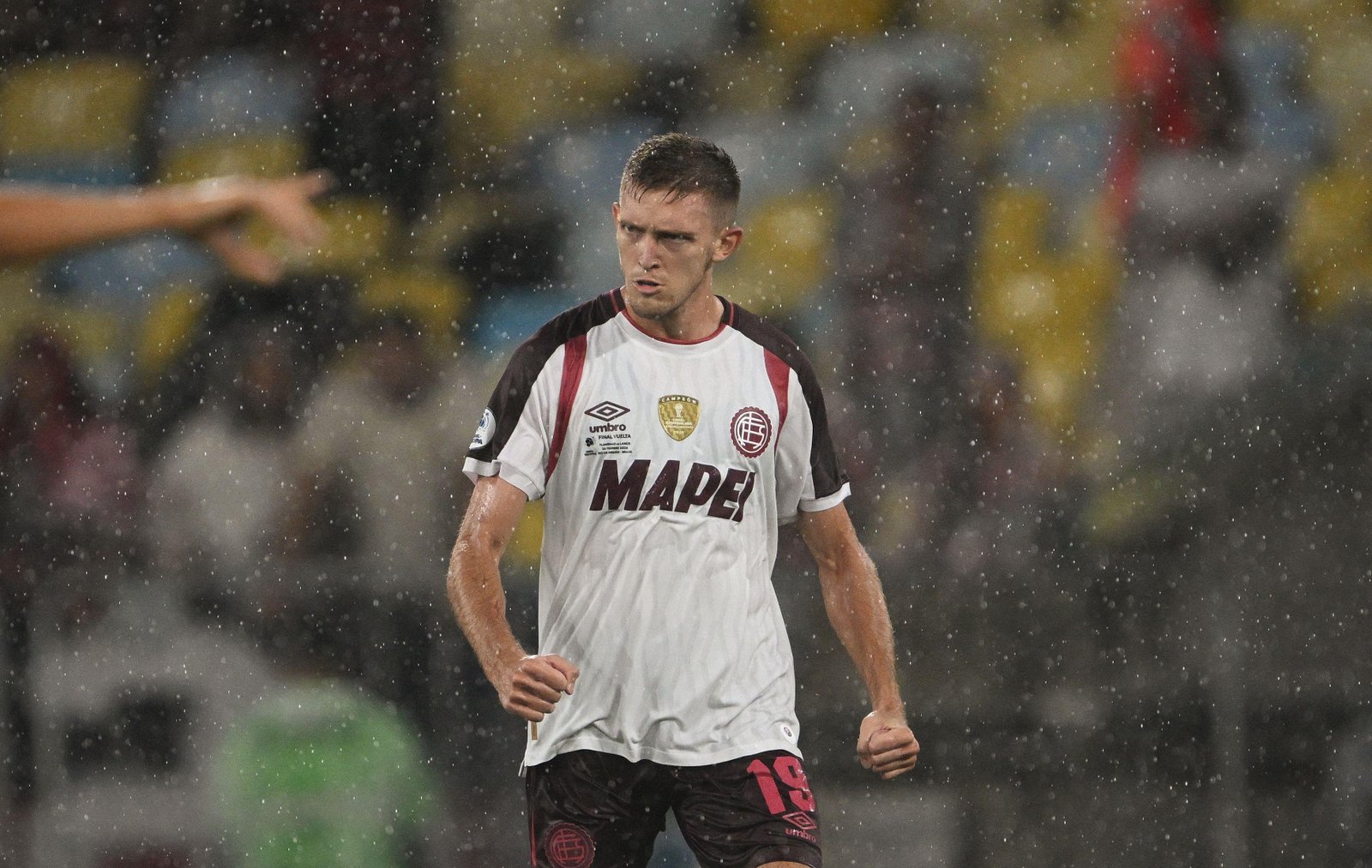 Saiba como joga o argentino Rodrigo Castillo, maior contratação da história do Fluminense e algoz do Flamengo