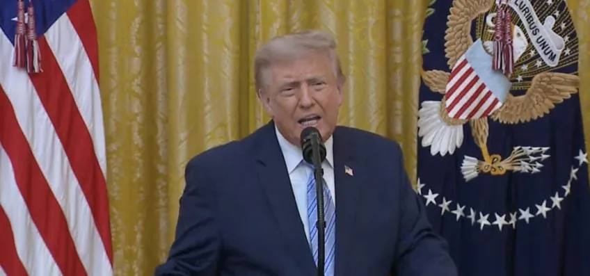 Trump afirma que o regime de Maduro fraudou as eleições na Venezuela