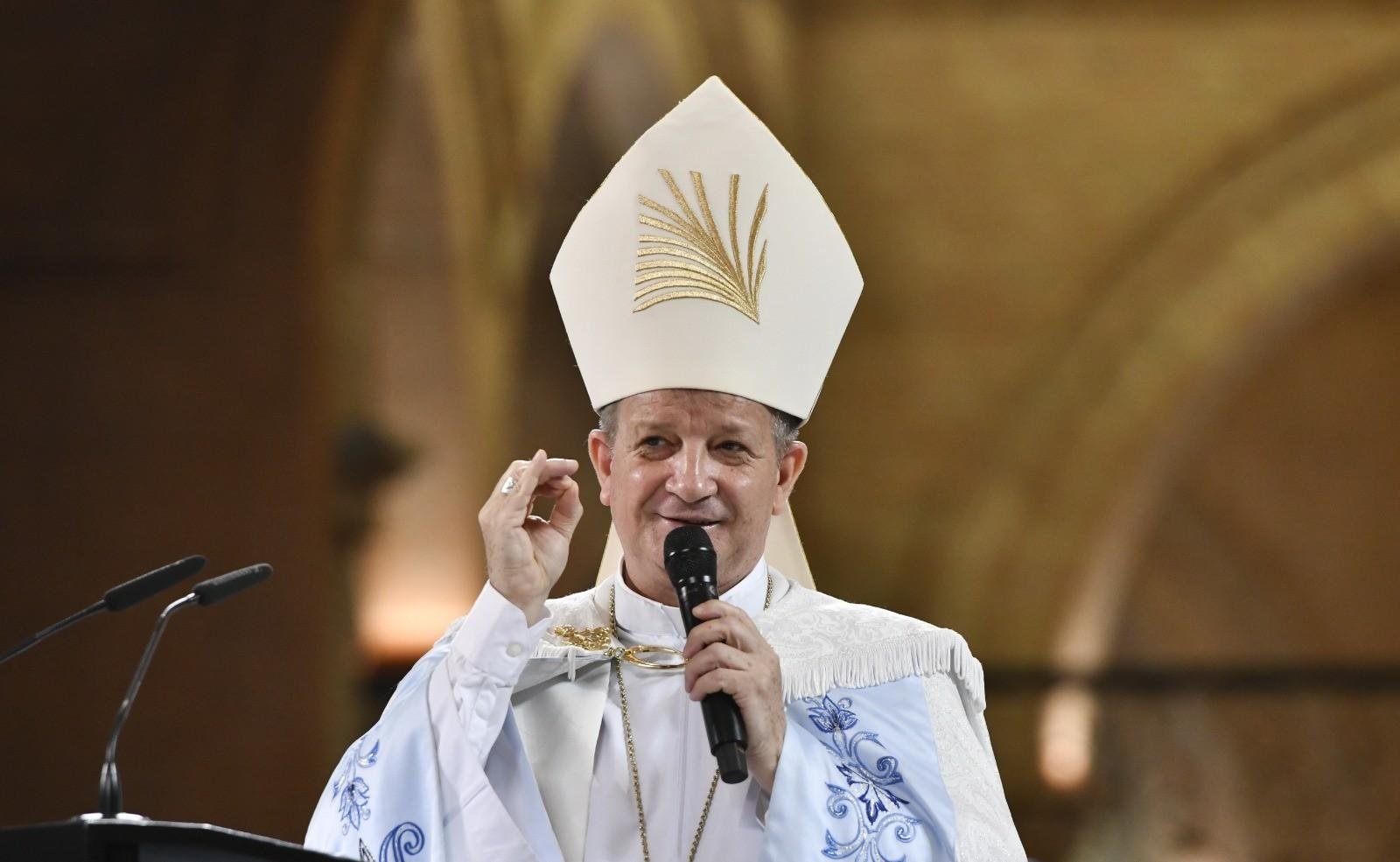 Aparecida: Novo arcebispo participou de novena em 2014 no Santuário | G1