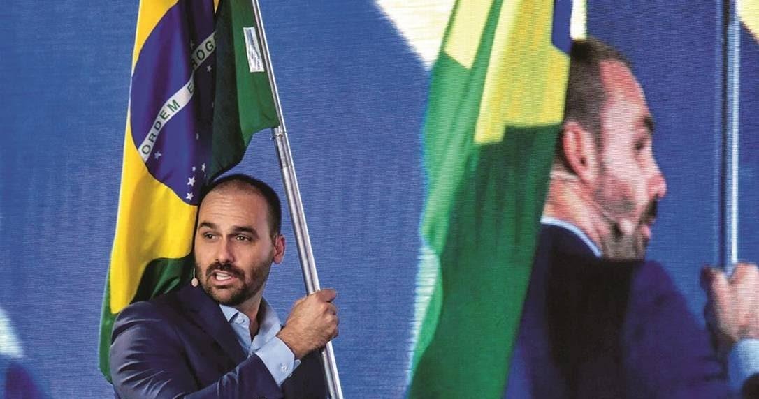 PF afasta Eduardo Bolsonaro do cargo de escrivão por faltas injustificadas