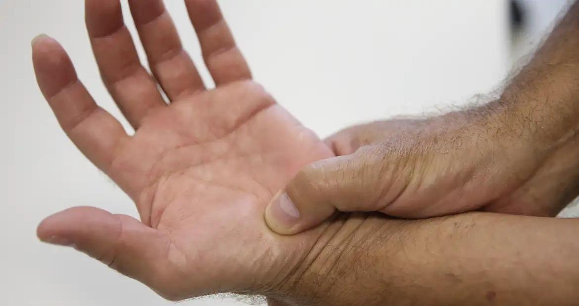 Novas diretrizes ampliam o tratamento de fibromialgia pelo SUS