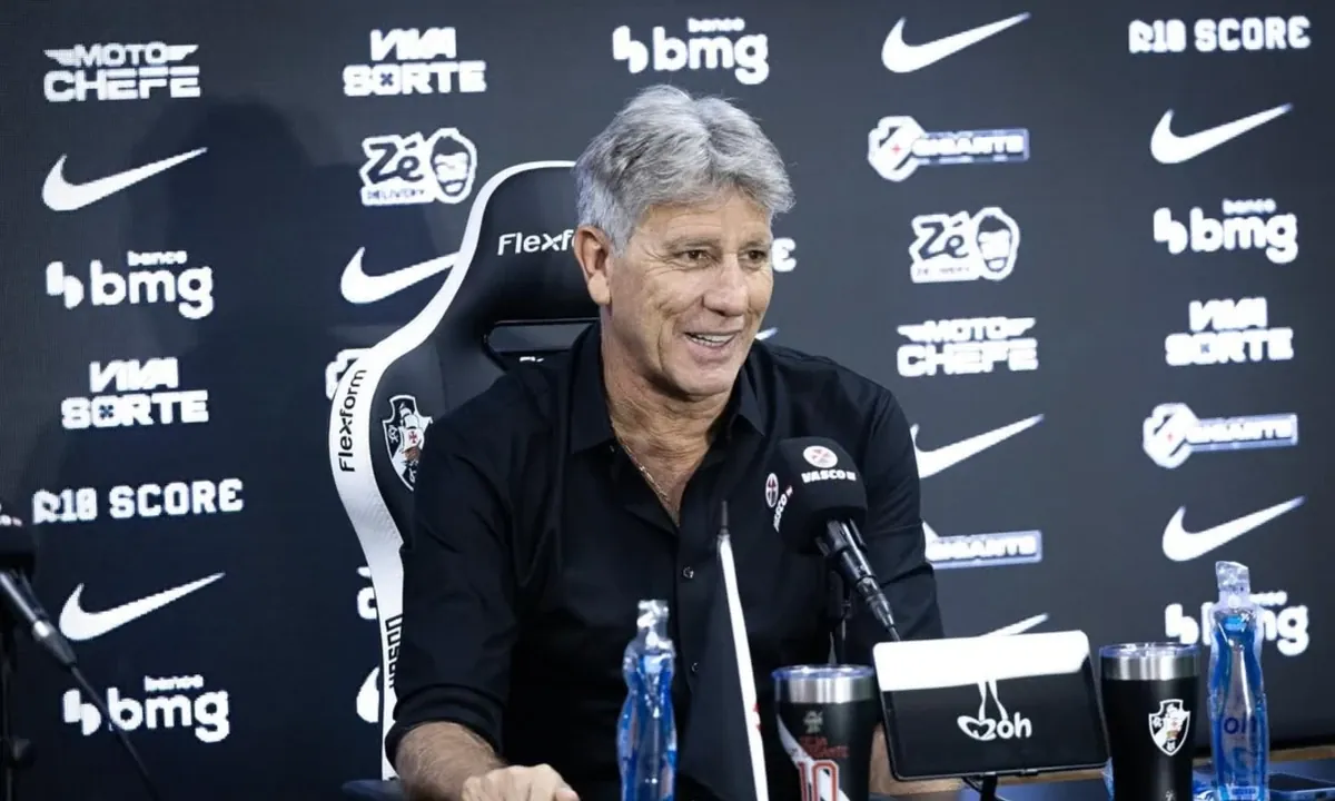 Renato Gaúcho comemora empate em clássico diante do Flamengo