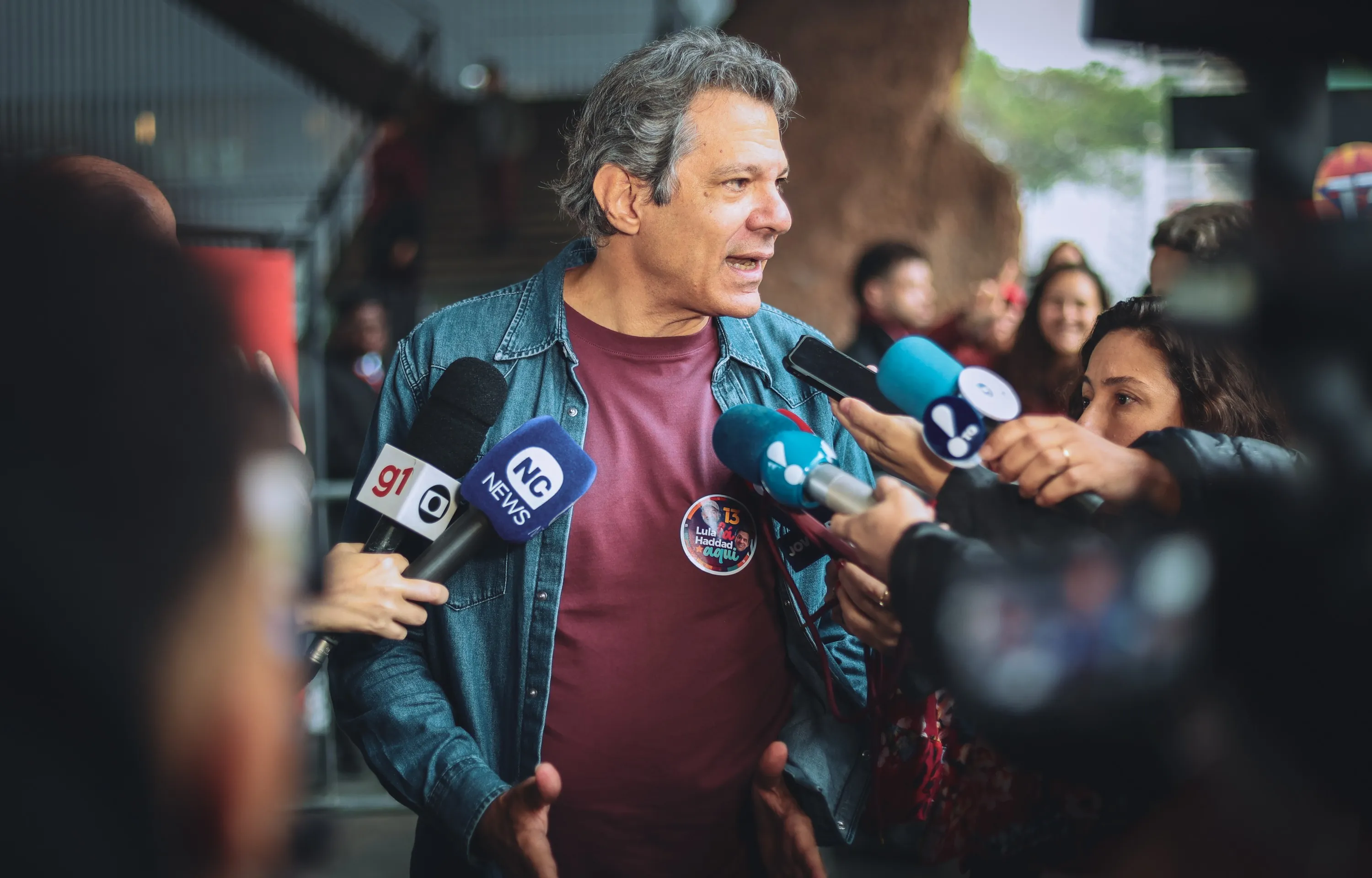 Alckmin e Haddad miram em ligações de Campos Neto com caso Master em ato na avenida Paulista